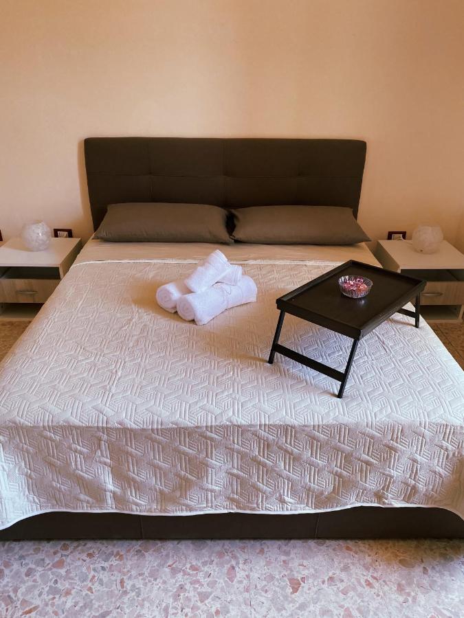 Happy Days Terracina Bed and Breakfast Buitenkant foto